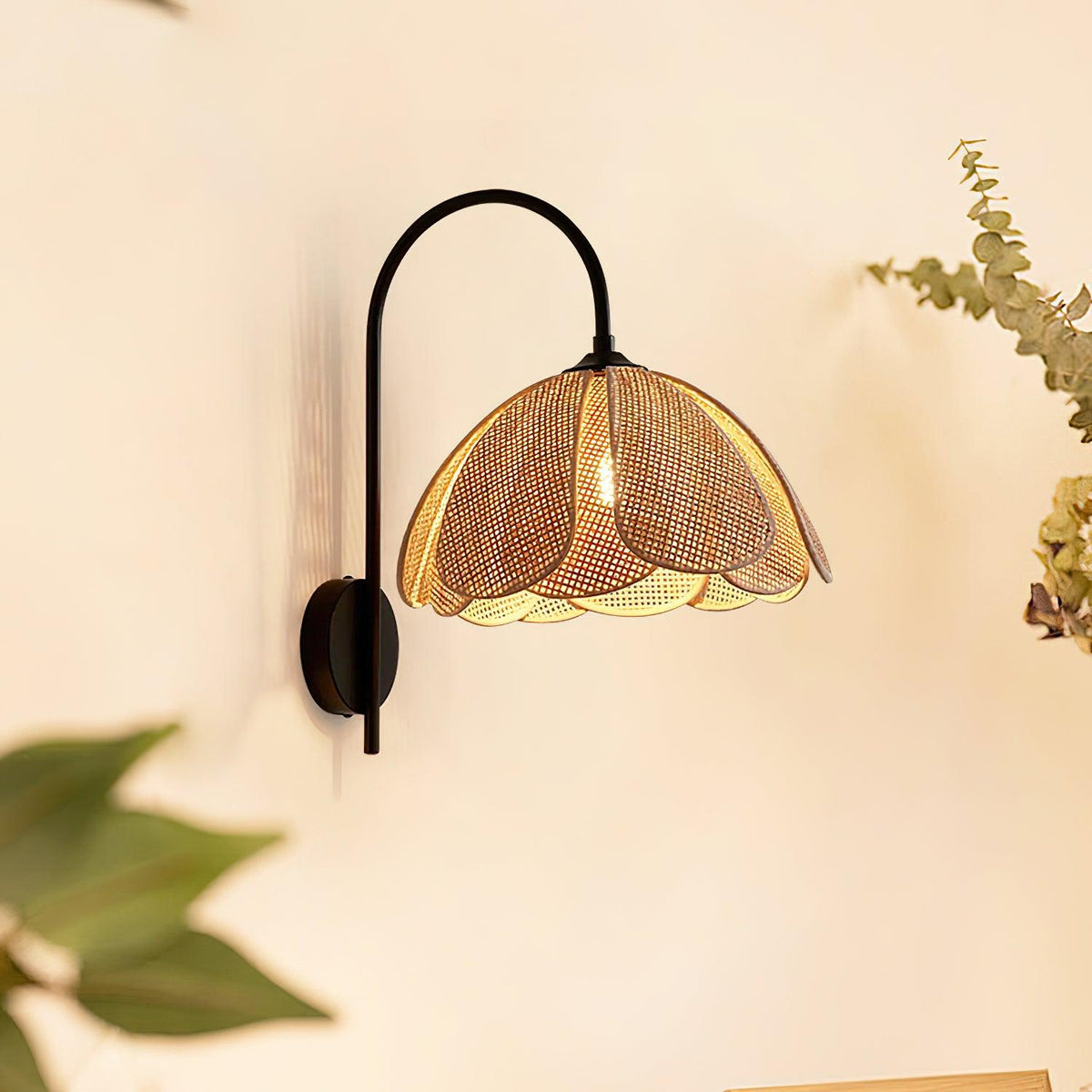 bloom-rattan-wall-lamp