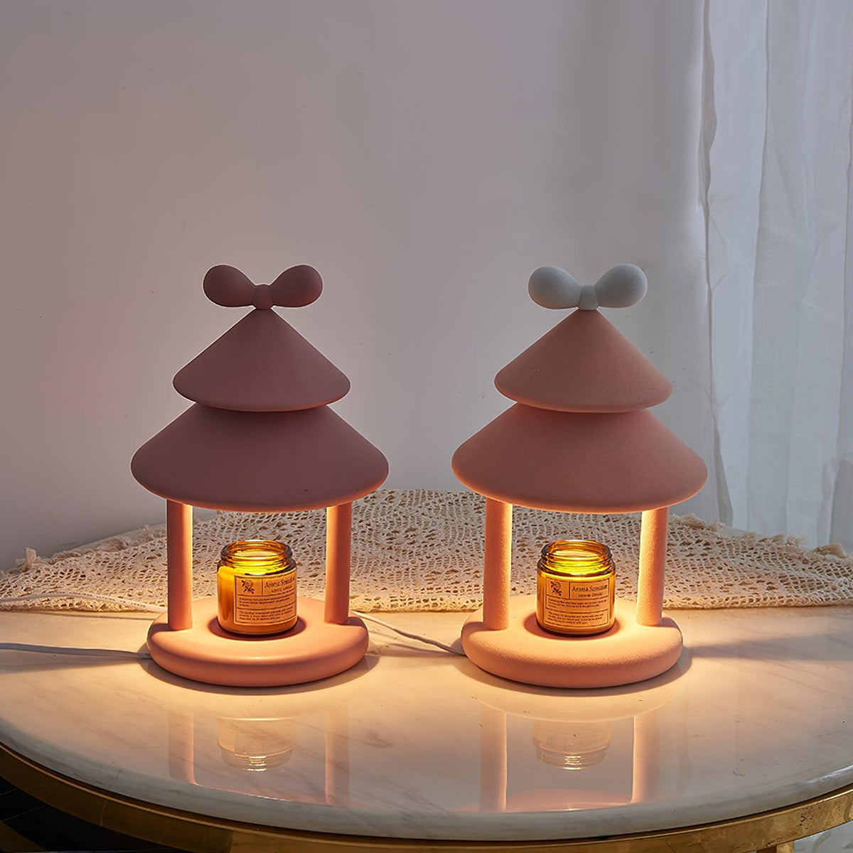 bow-tie-cone-table-lamp