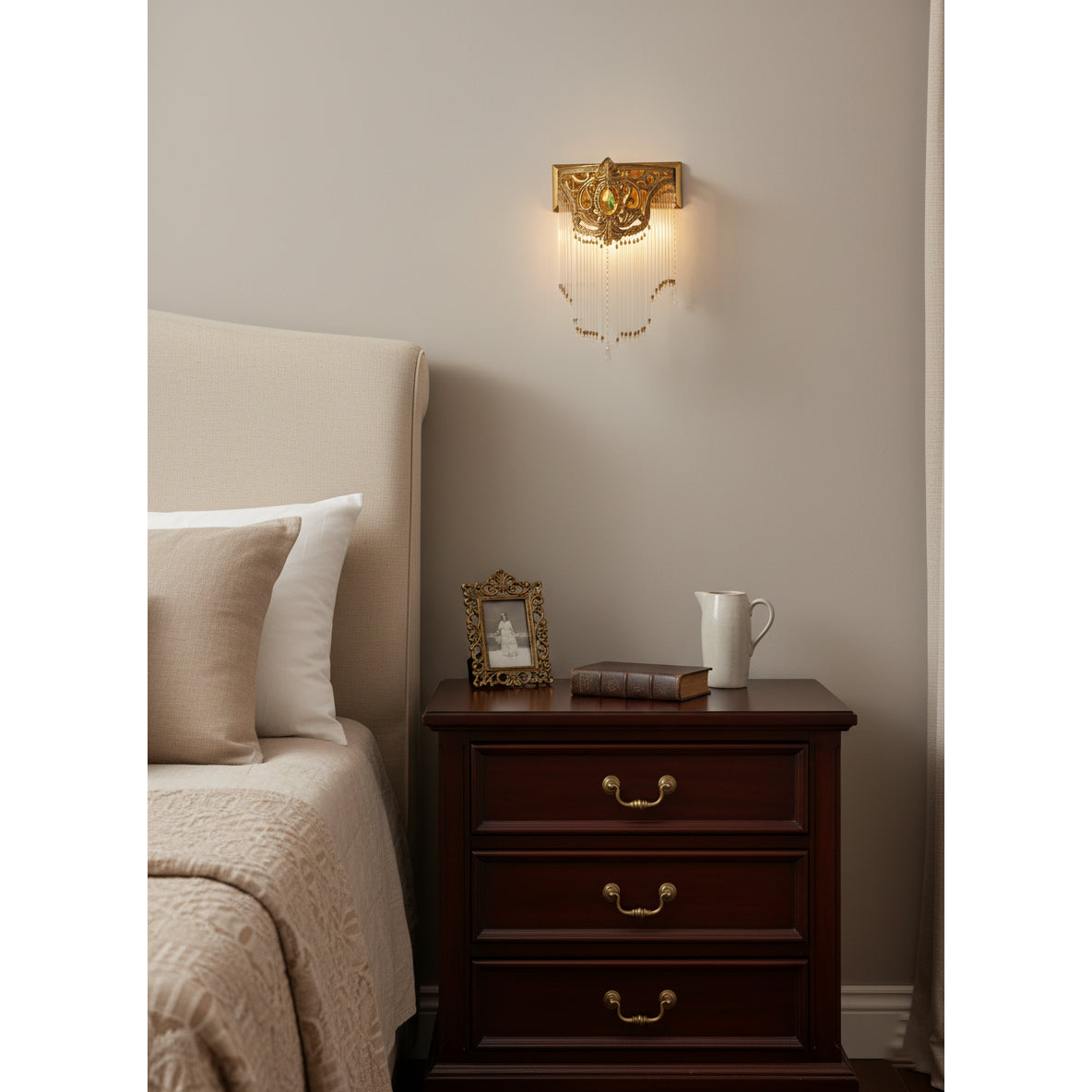 bow-tie-crystal-wall-lamp