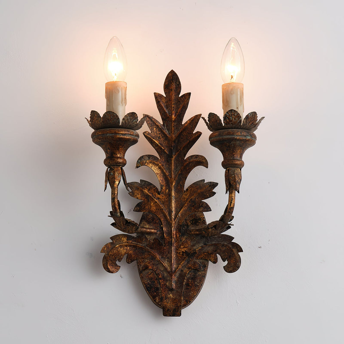 branch-leaf-wall-lamp