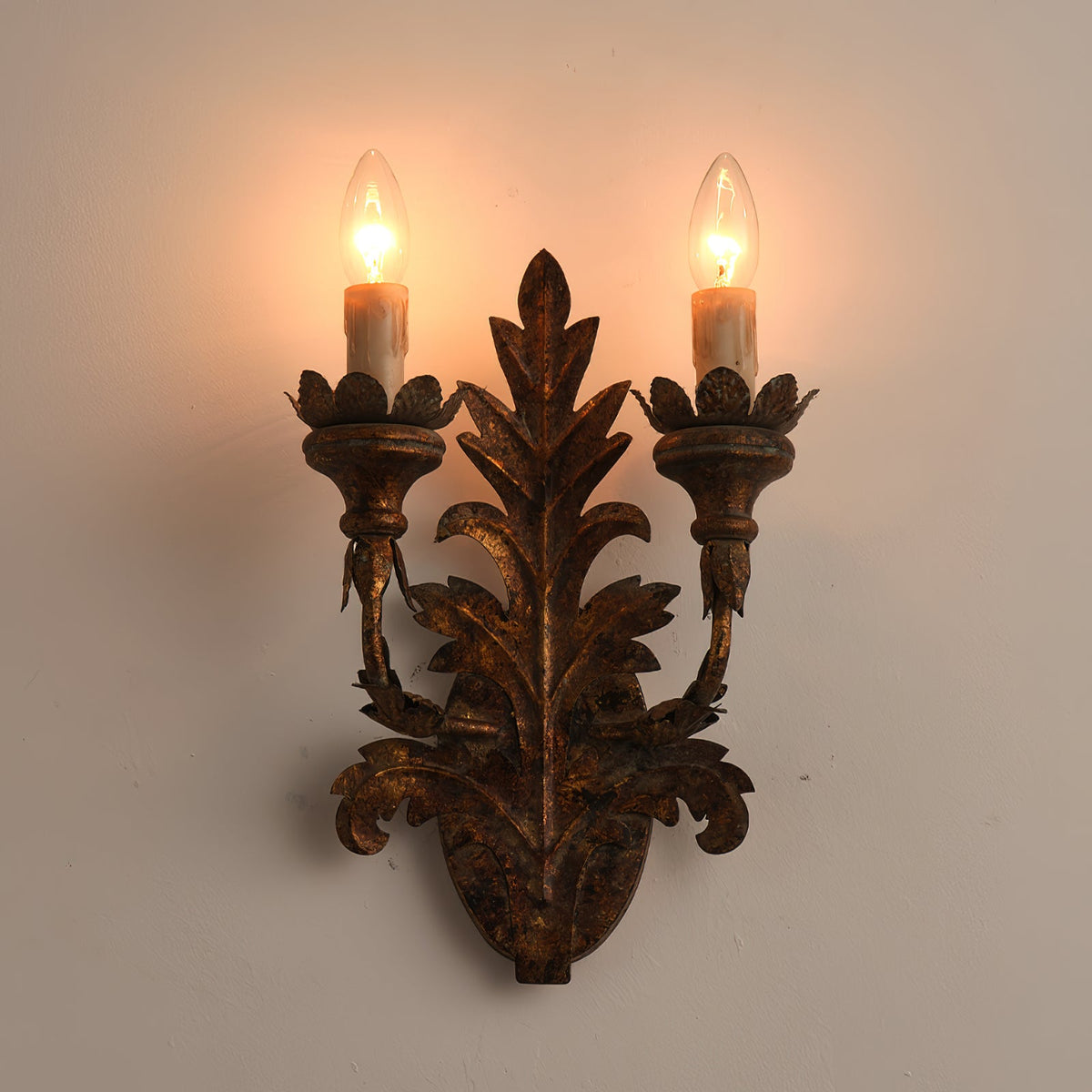 branch-leaf-wall-lamp