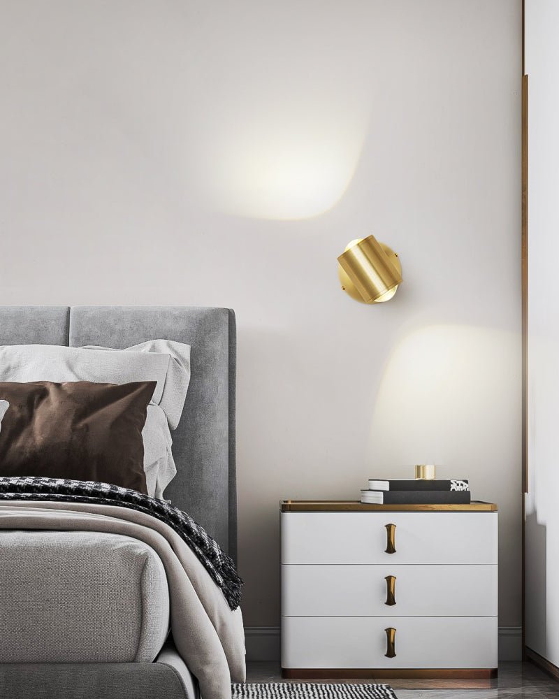 Brillora Wall Light
