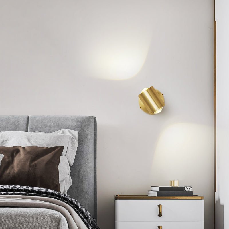 Brillora Wall Light