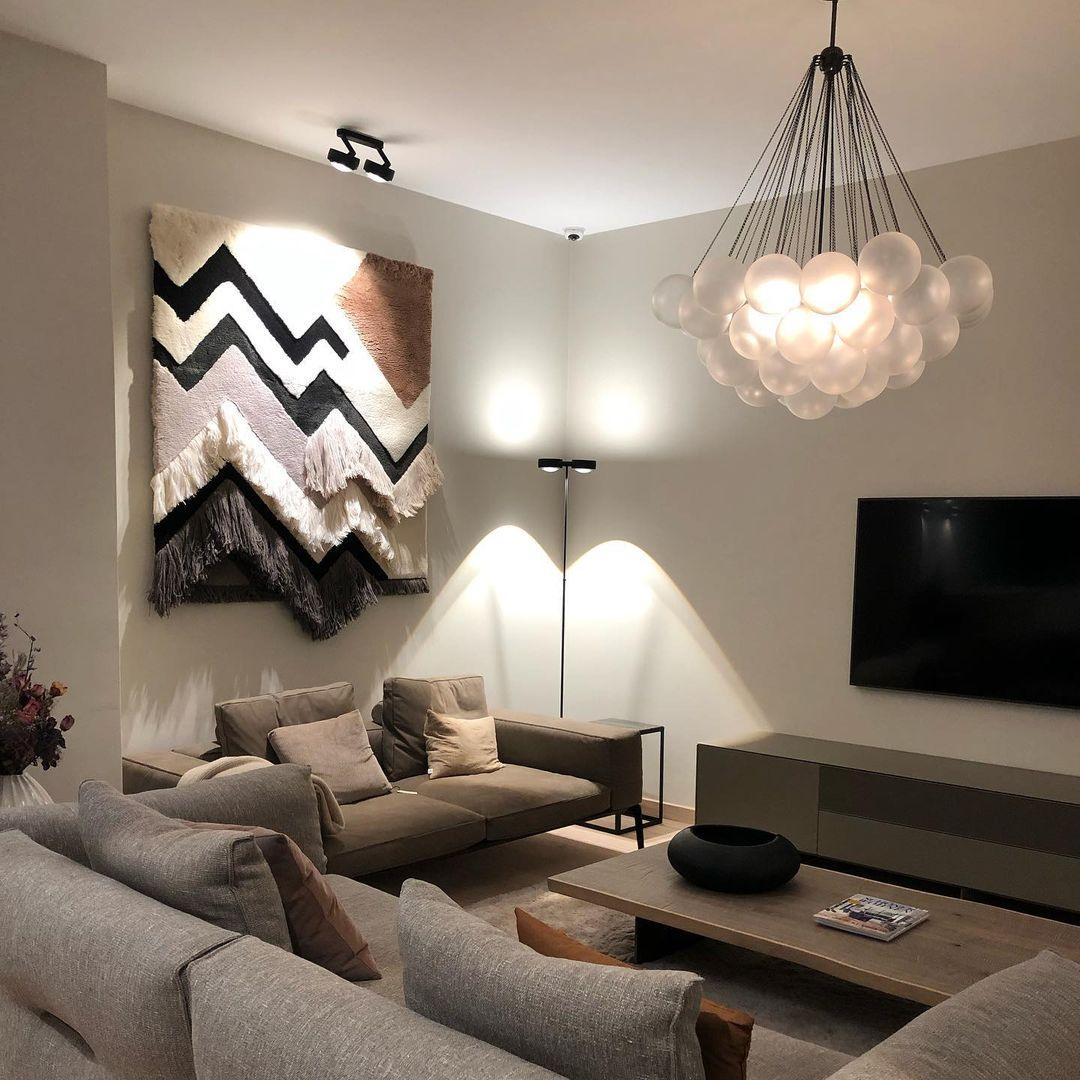 bubble-balloon-chandelier