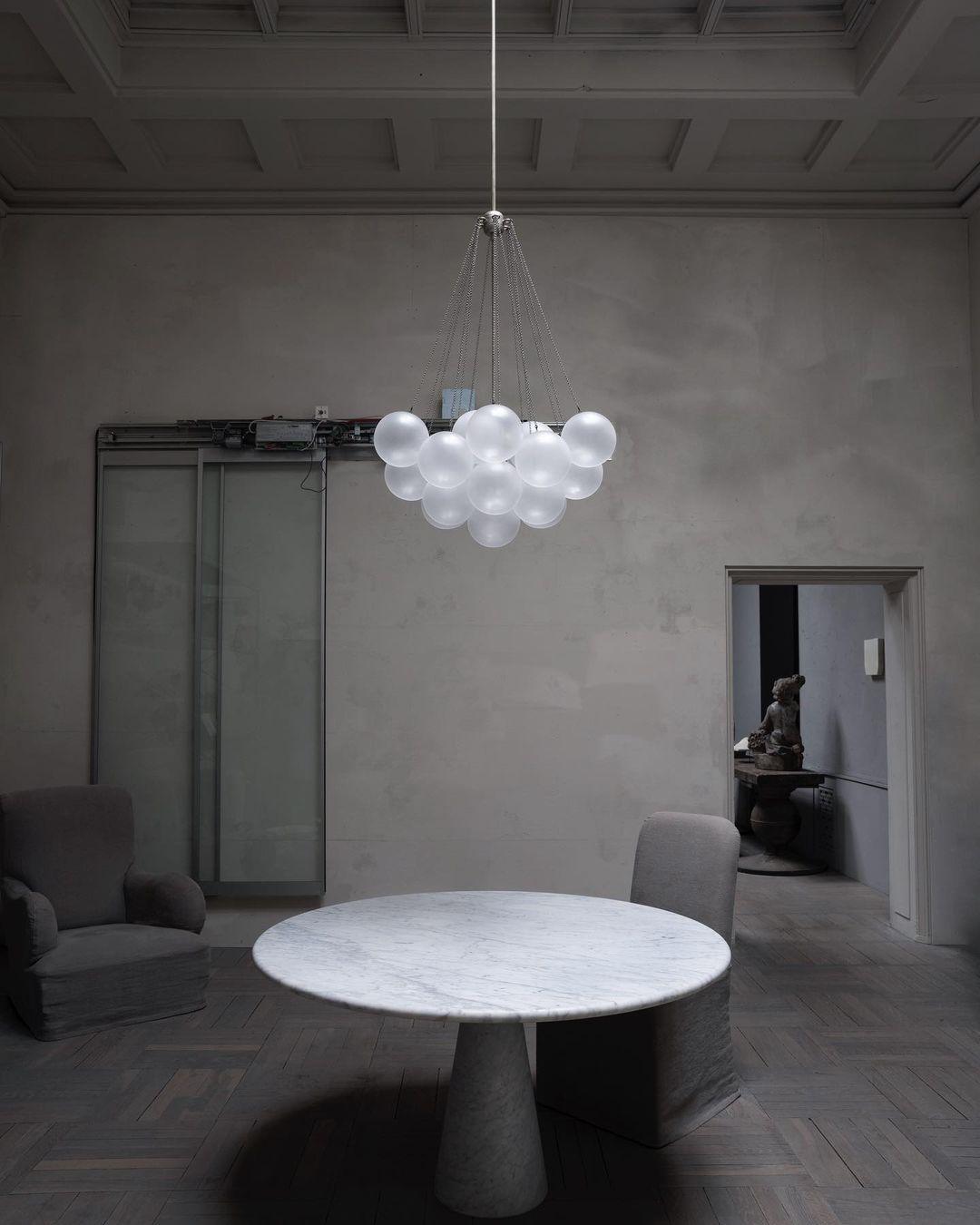 bubble-balloon-chandelier
