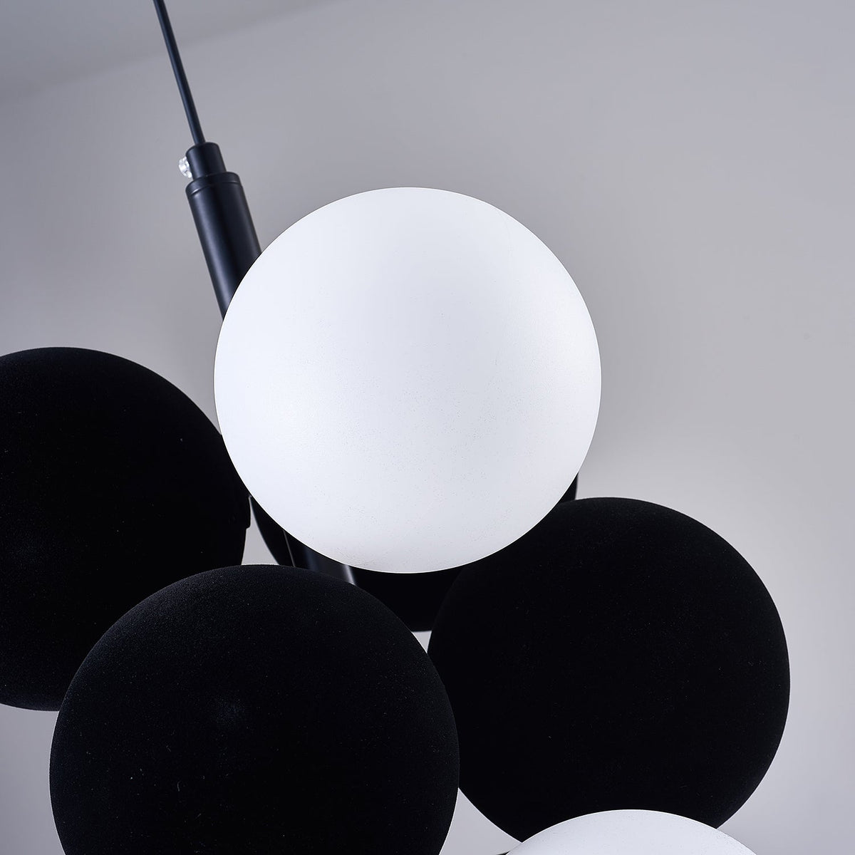 Bubbles Holly Designer Pendant Light – Modern Art Shade Lamp for Dining & Living Spaces
