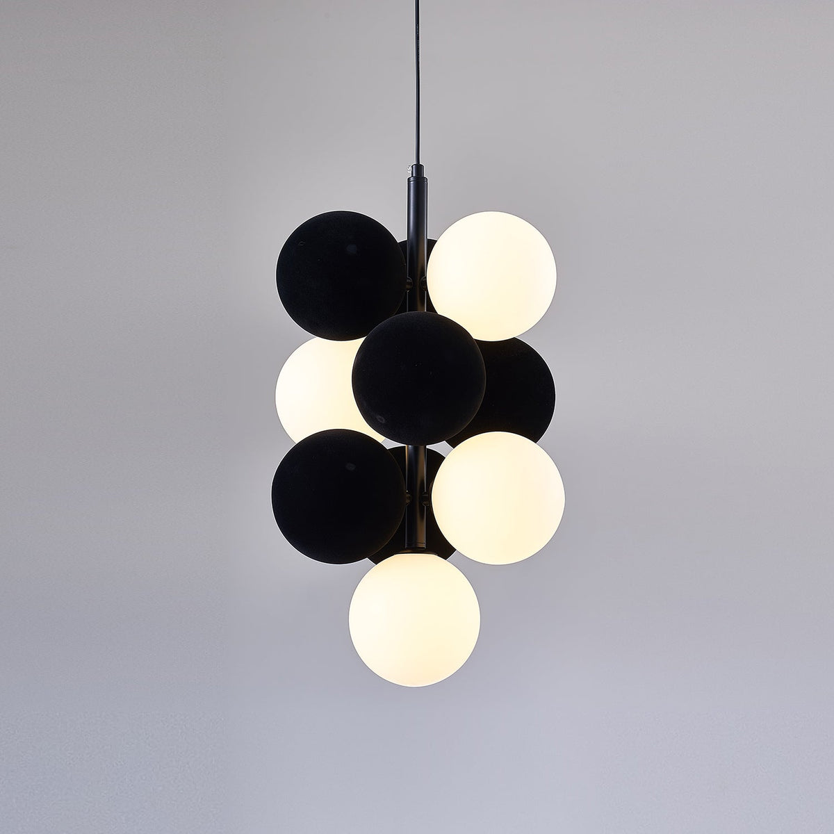 Bubbles Holly Designer Pendant Light – Modern Art Shade Lamp for Dining & Living Spaces
