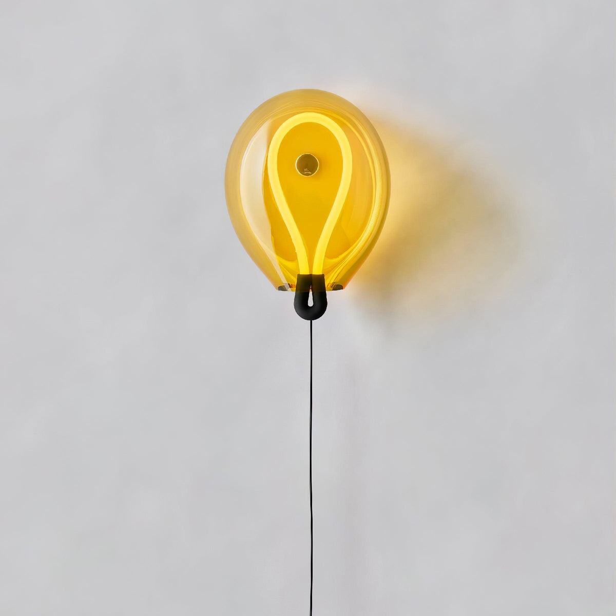 bulla-wall-light