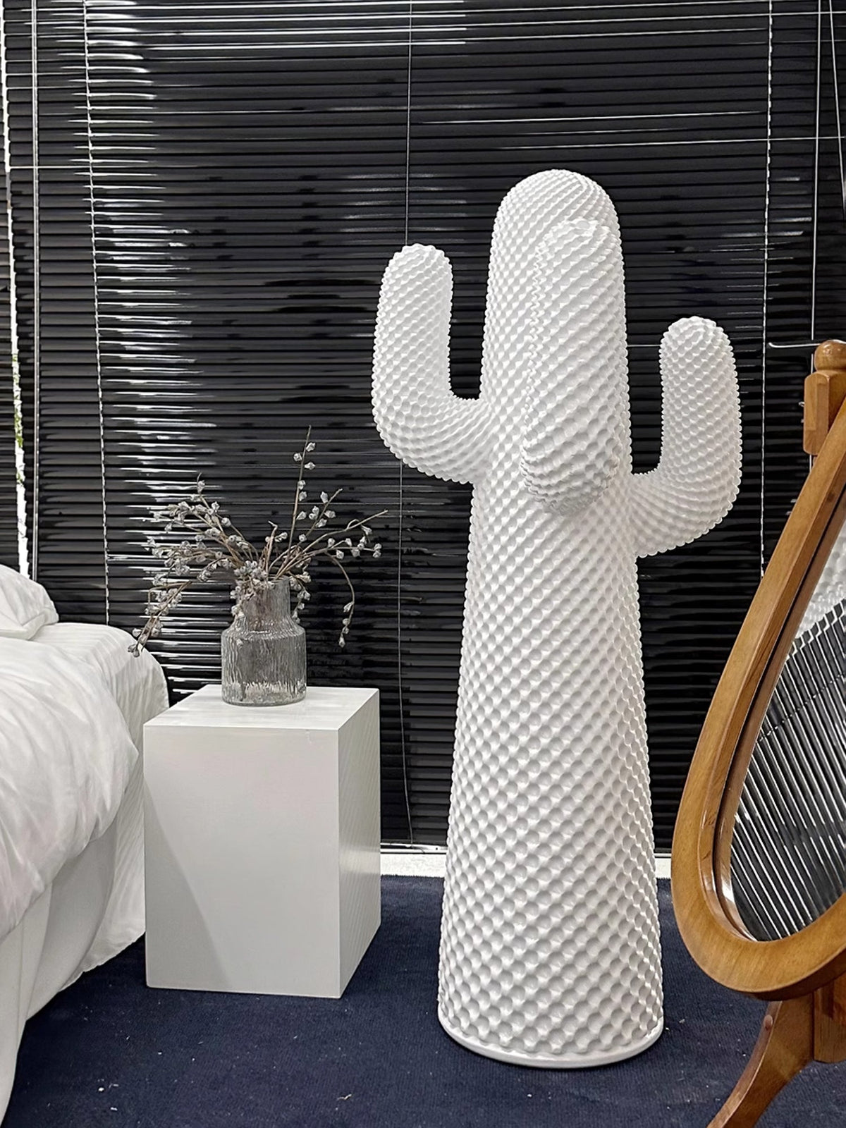 Mello Sculptural Cactus Coat Rack – Modern Entryway Sculpture