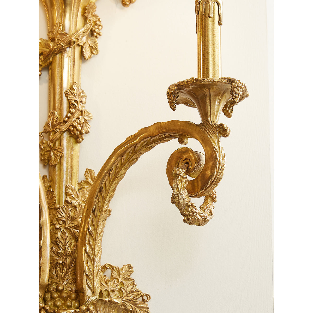 caldwell-brass-wall-lamp