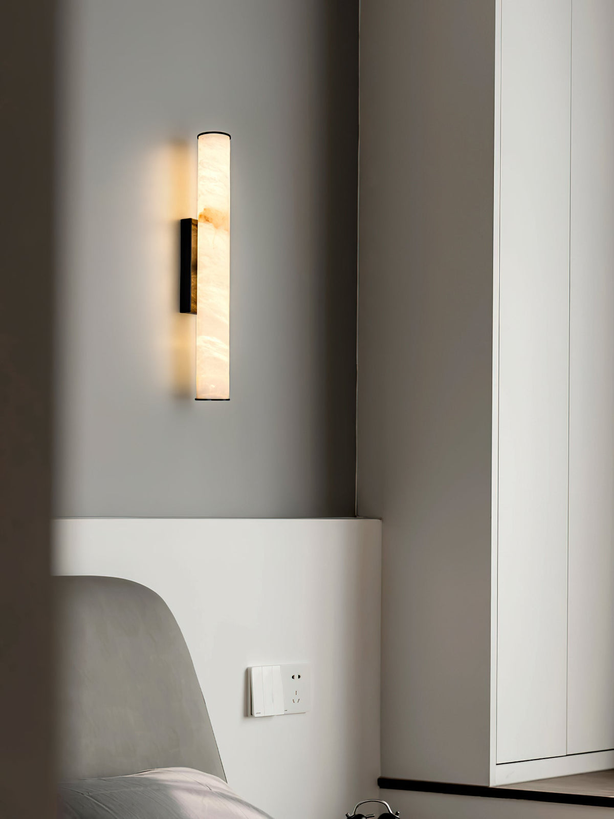 callisto-sconce