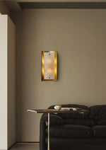 Calviero Alabaster Wall Sconce in Brass – Modern LED Wall Light