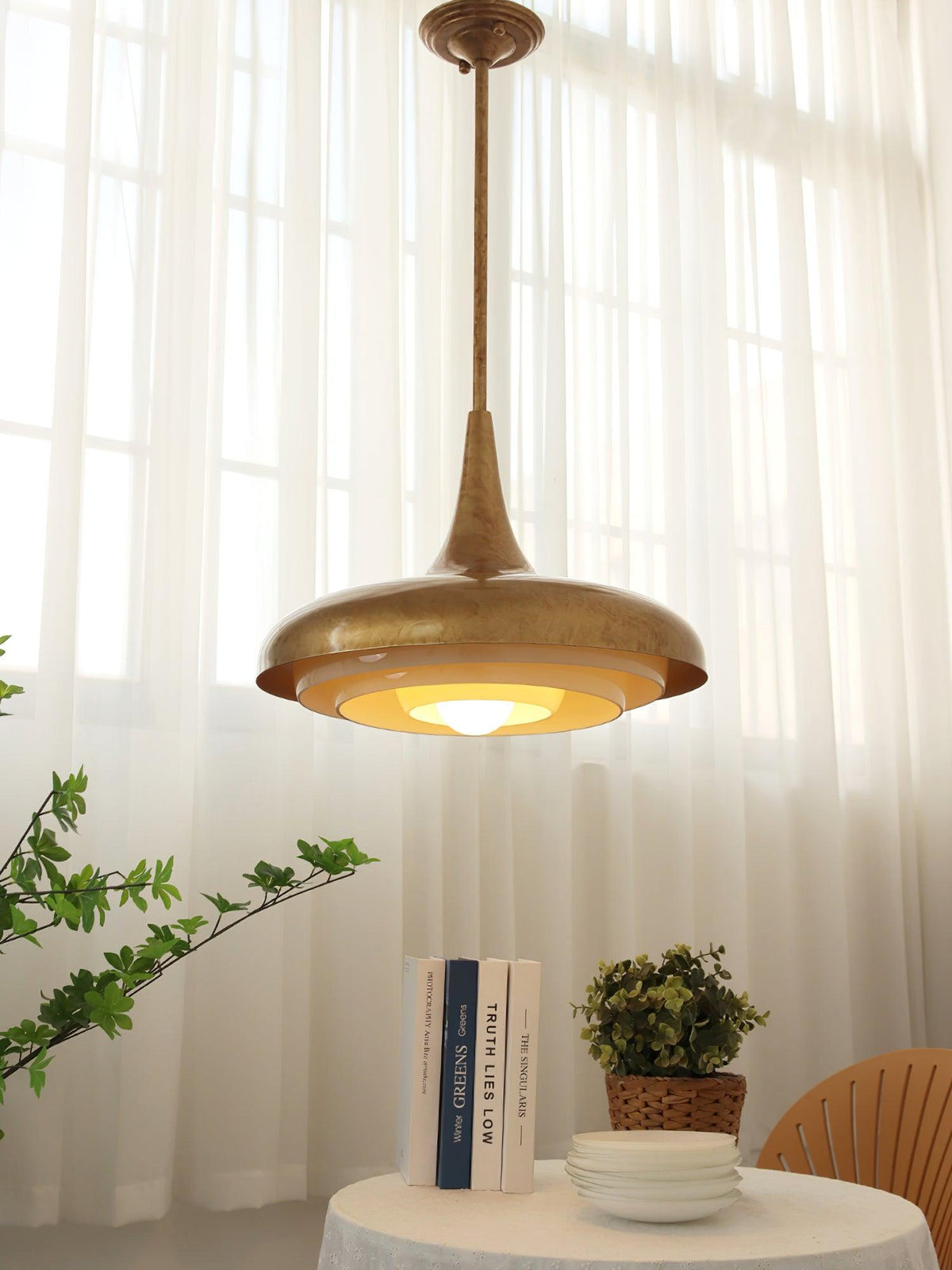 calyx-pendant-light