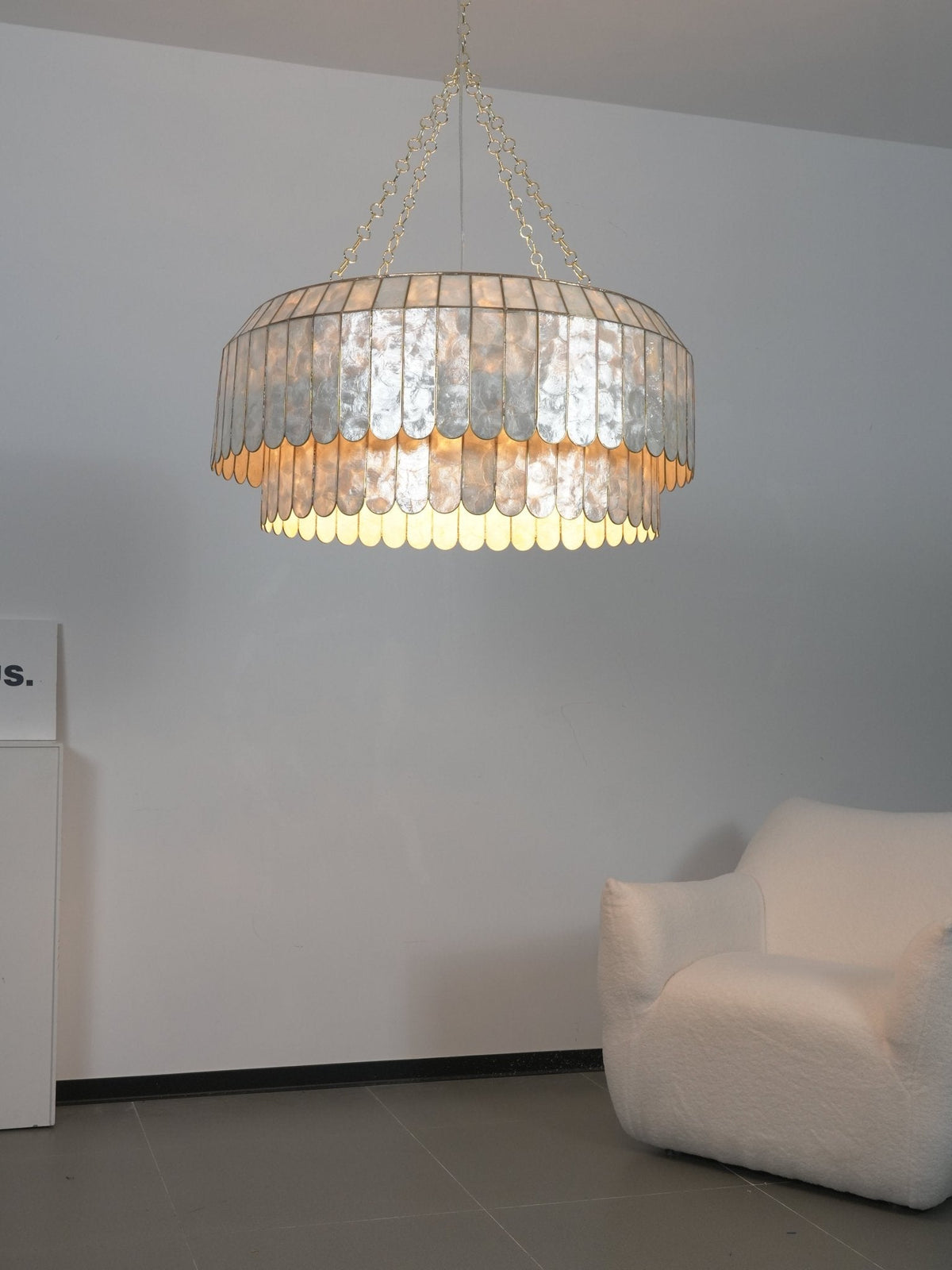 Capiz Aurelia Chandelier – Natural Shell Pendant Light for Dining & Living Spaces