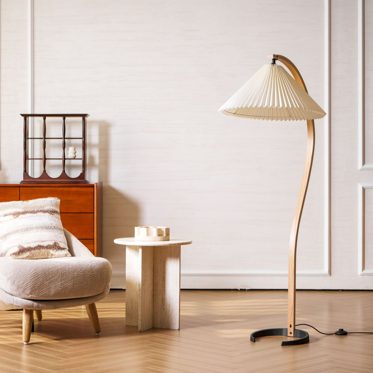 caprani-floor-lamp