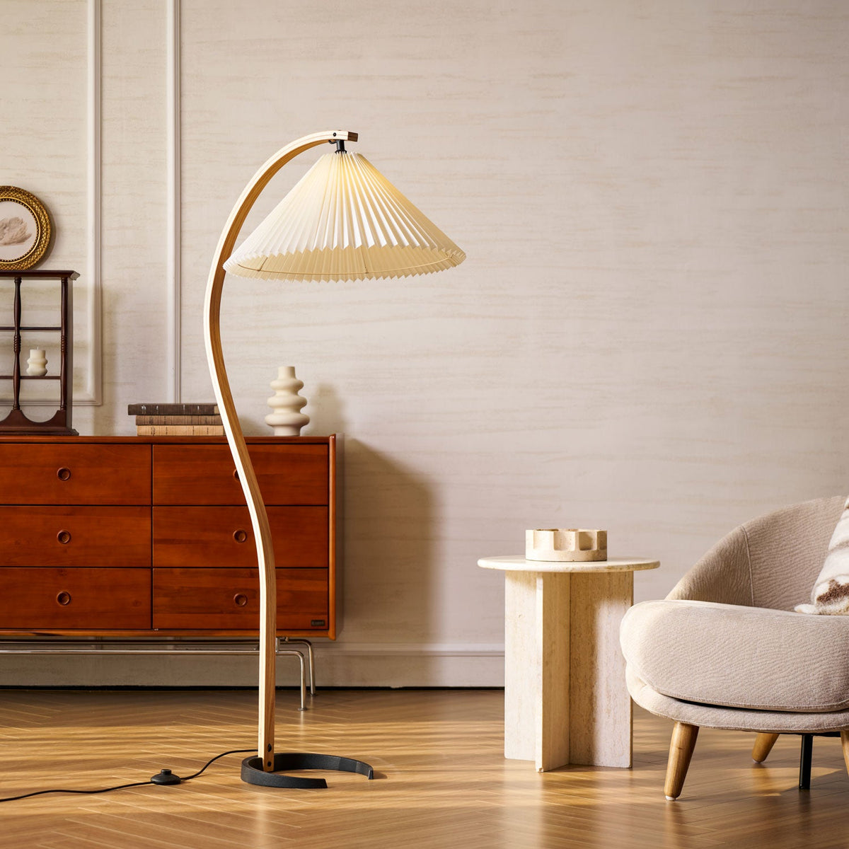caprani-floor-lamp