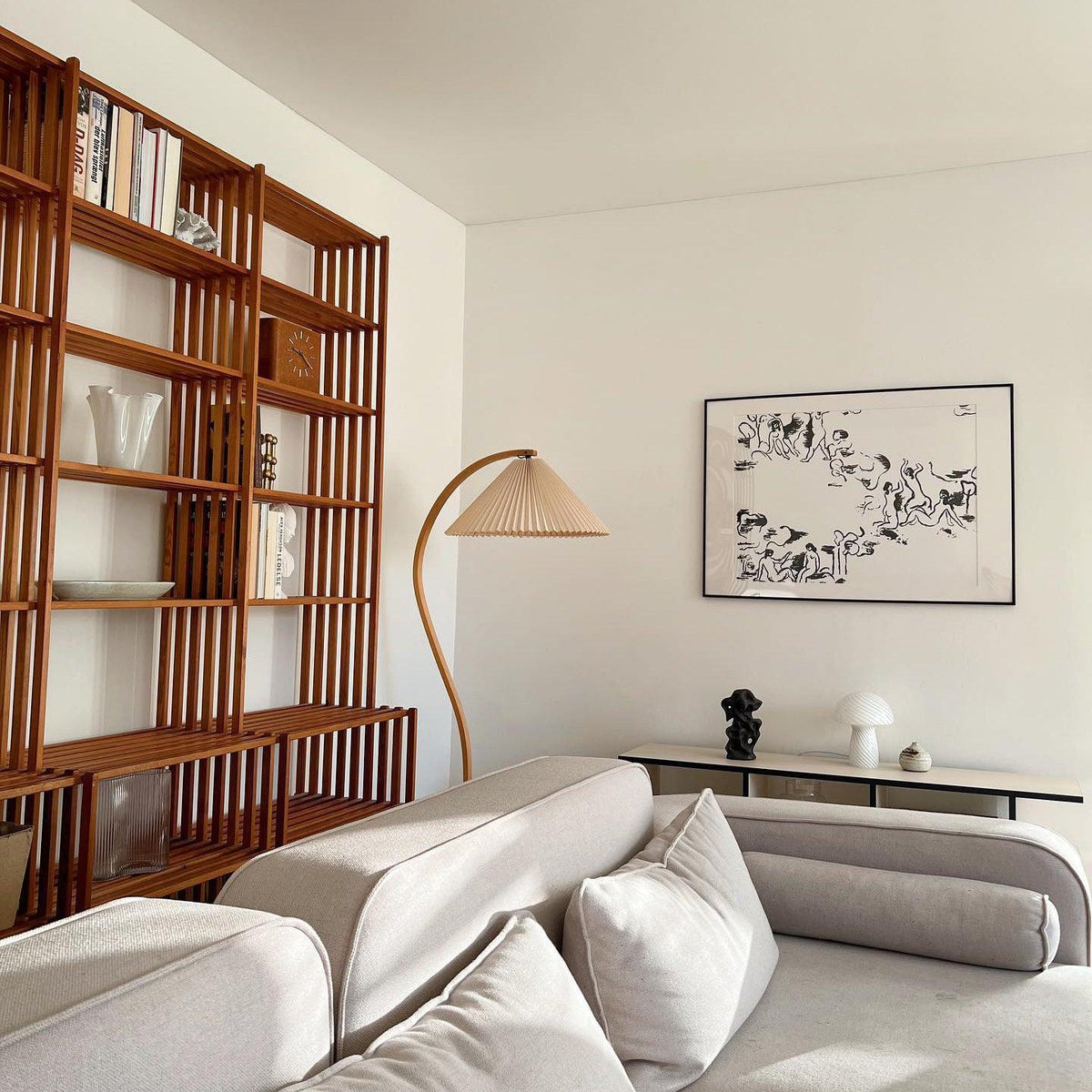 caprani-floor-lamp