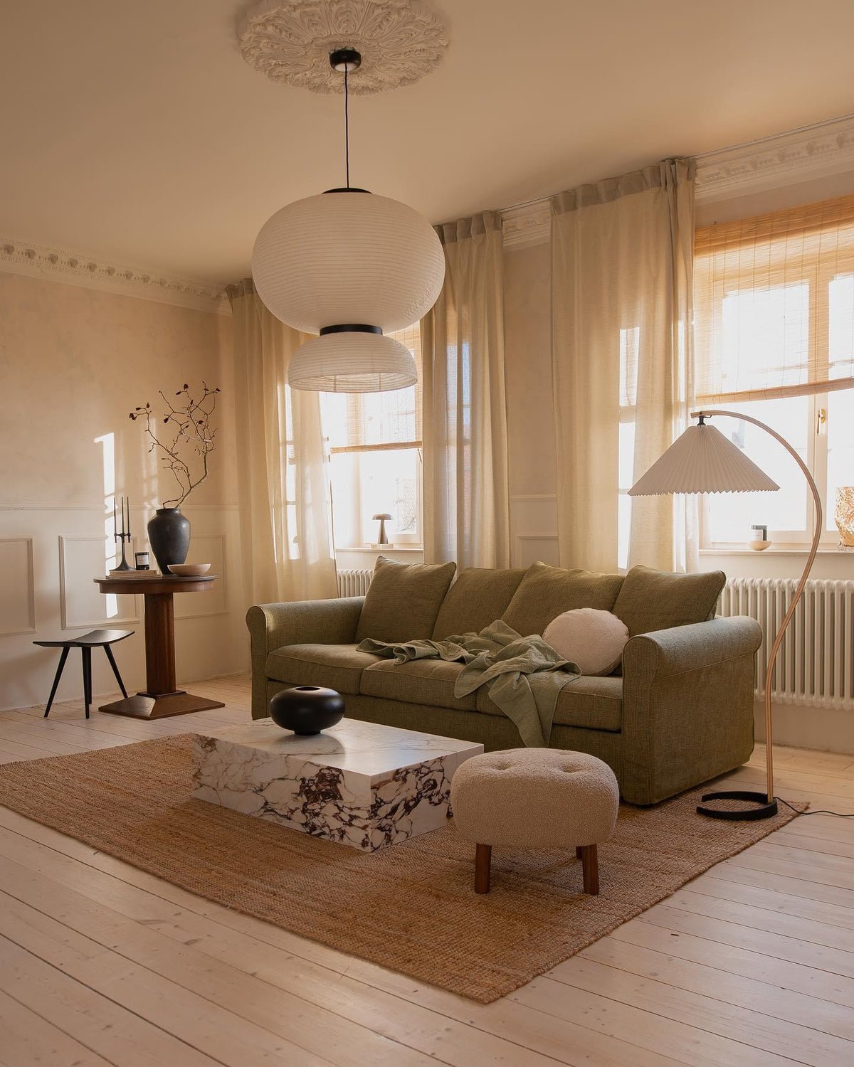 caprani-floor-lamp