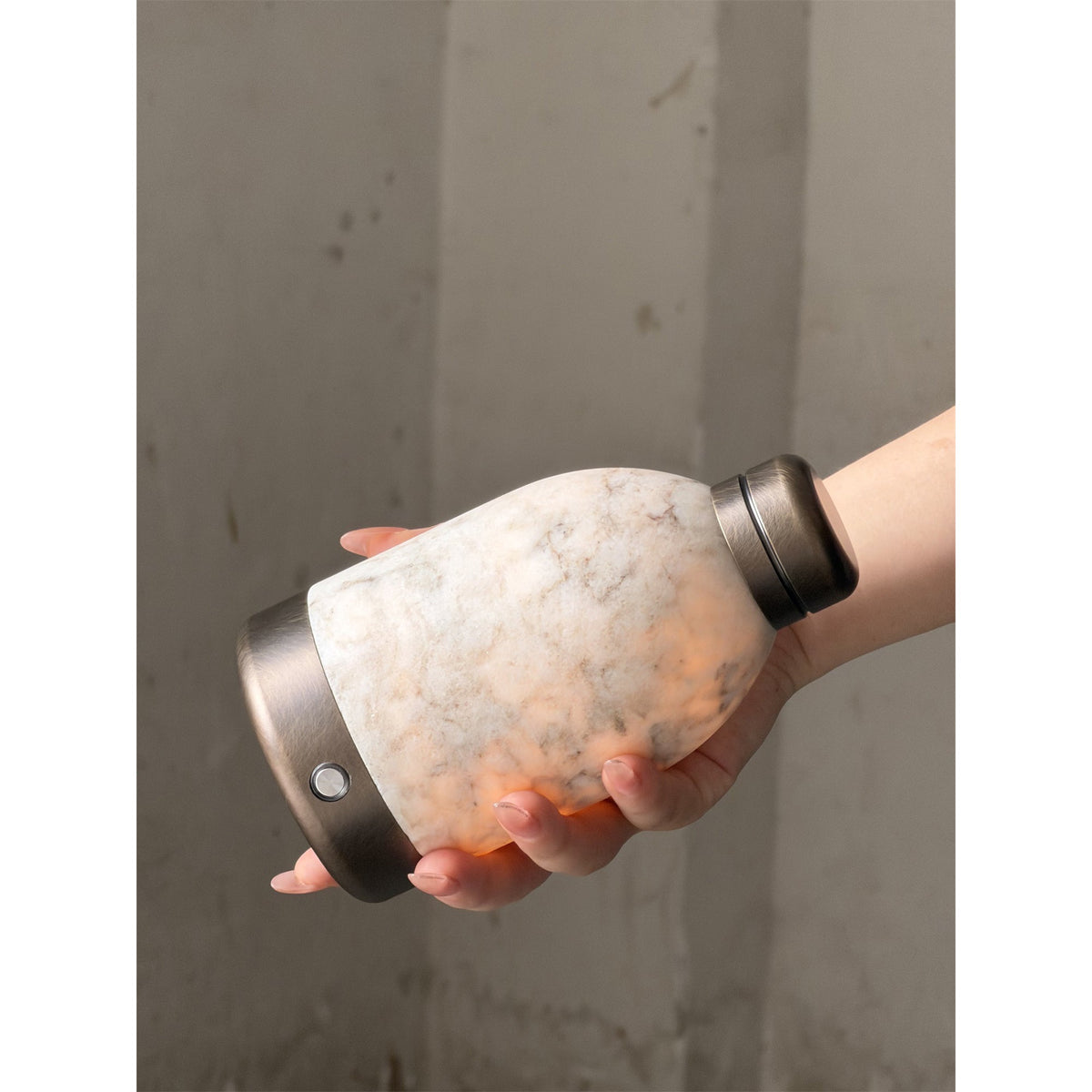capsule-marble-table-lamp-built-in-battery