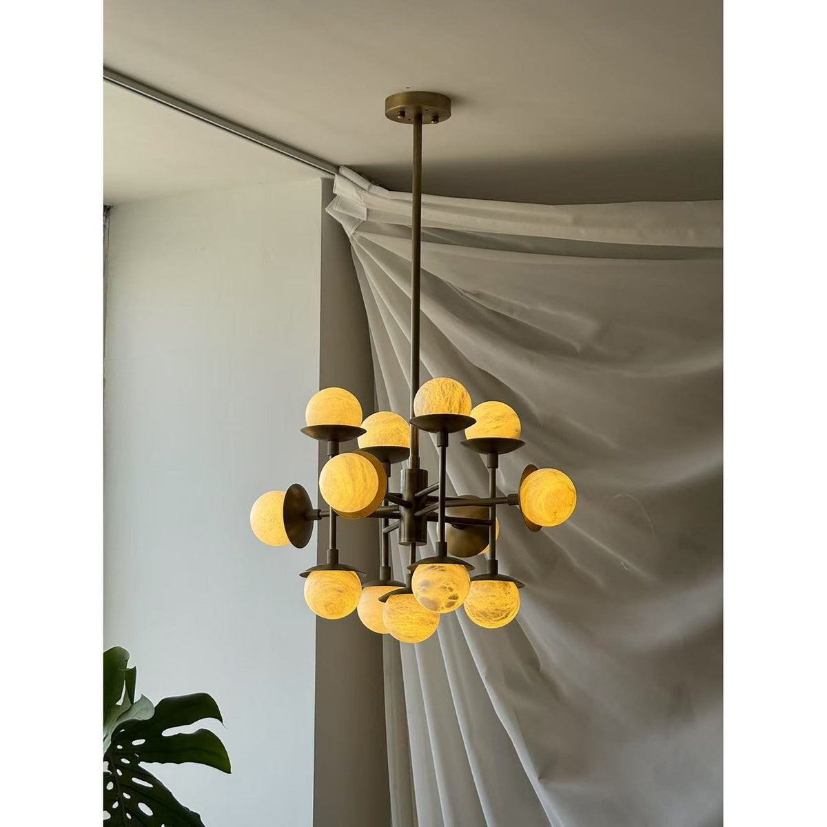 cara-alabaster-chandelier
