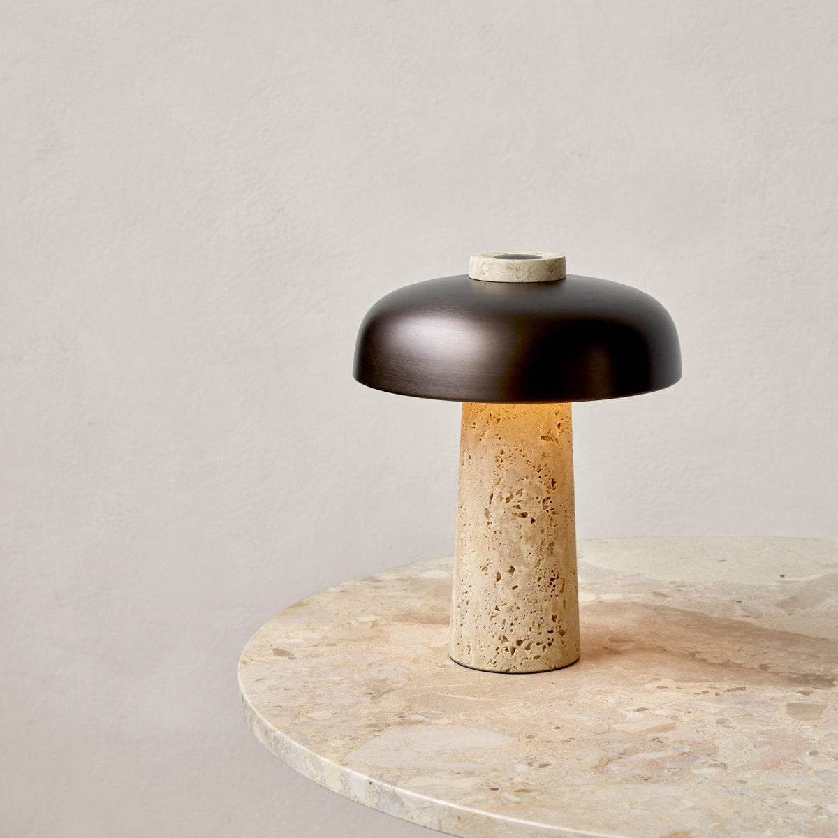 carla-travertine-table-lamp