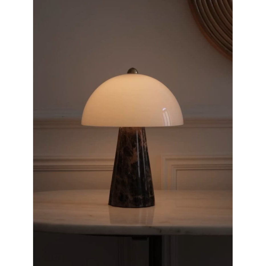 carme-table-lamp