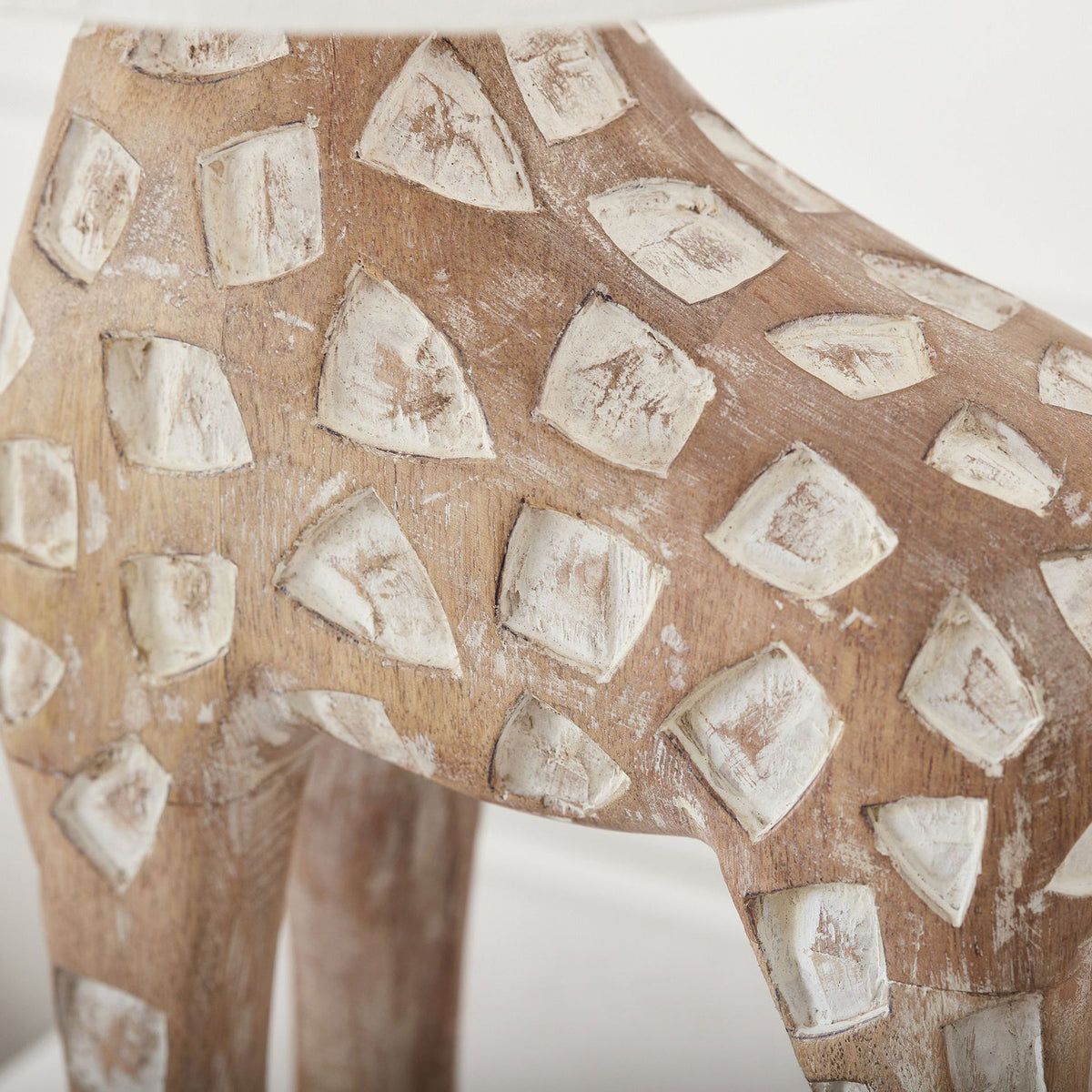 carved-wood-animal-table-lamp