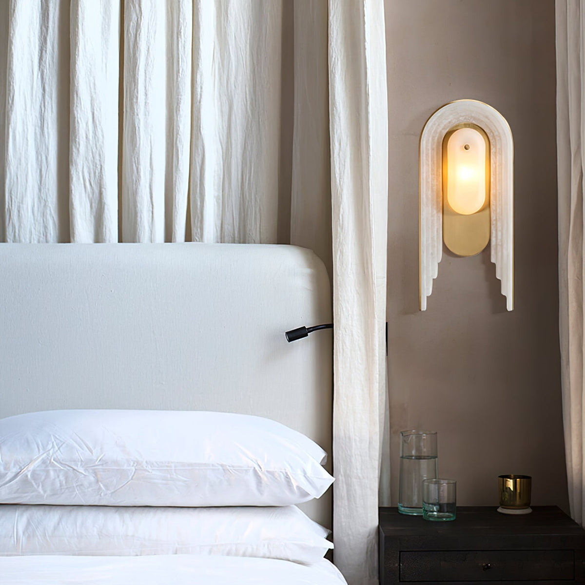 Cascada Alabaster Wall Sconce in Brushed Brass with LED