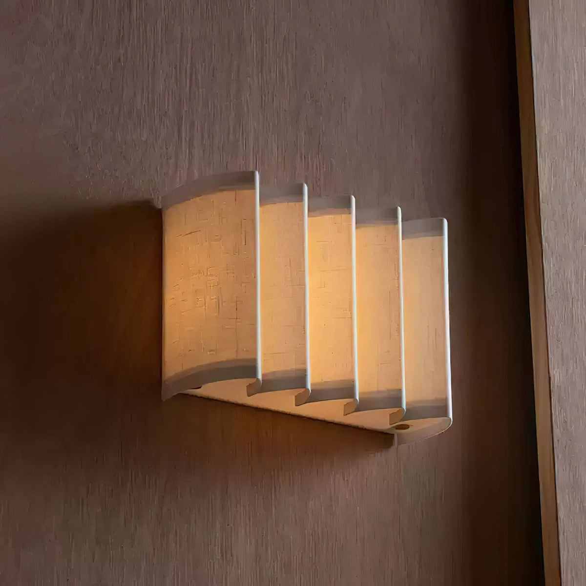 cascade-wall-lamp