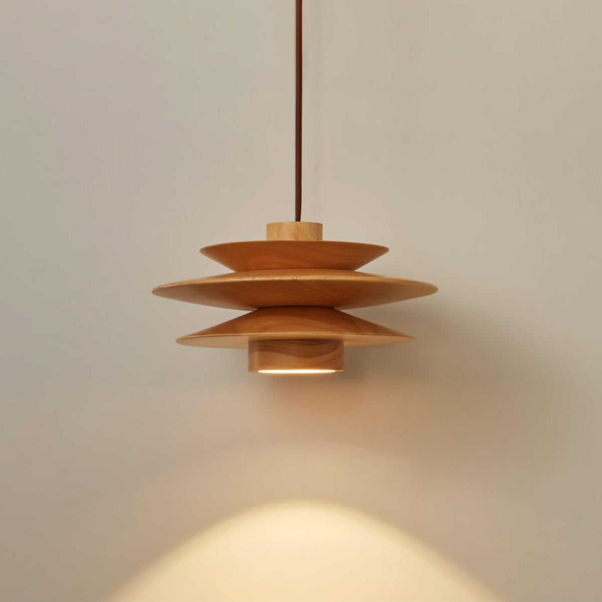 Cascade Wooden Disc Pendant Light – Modern Organic Chandelier for Dining & Living Spaces