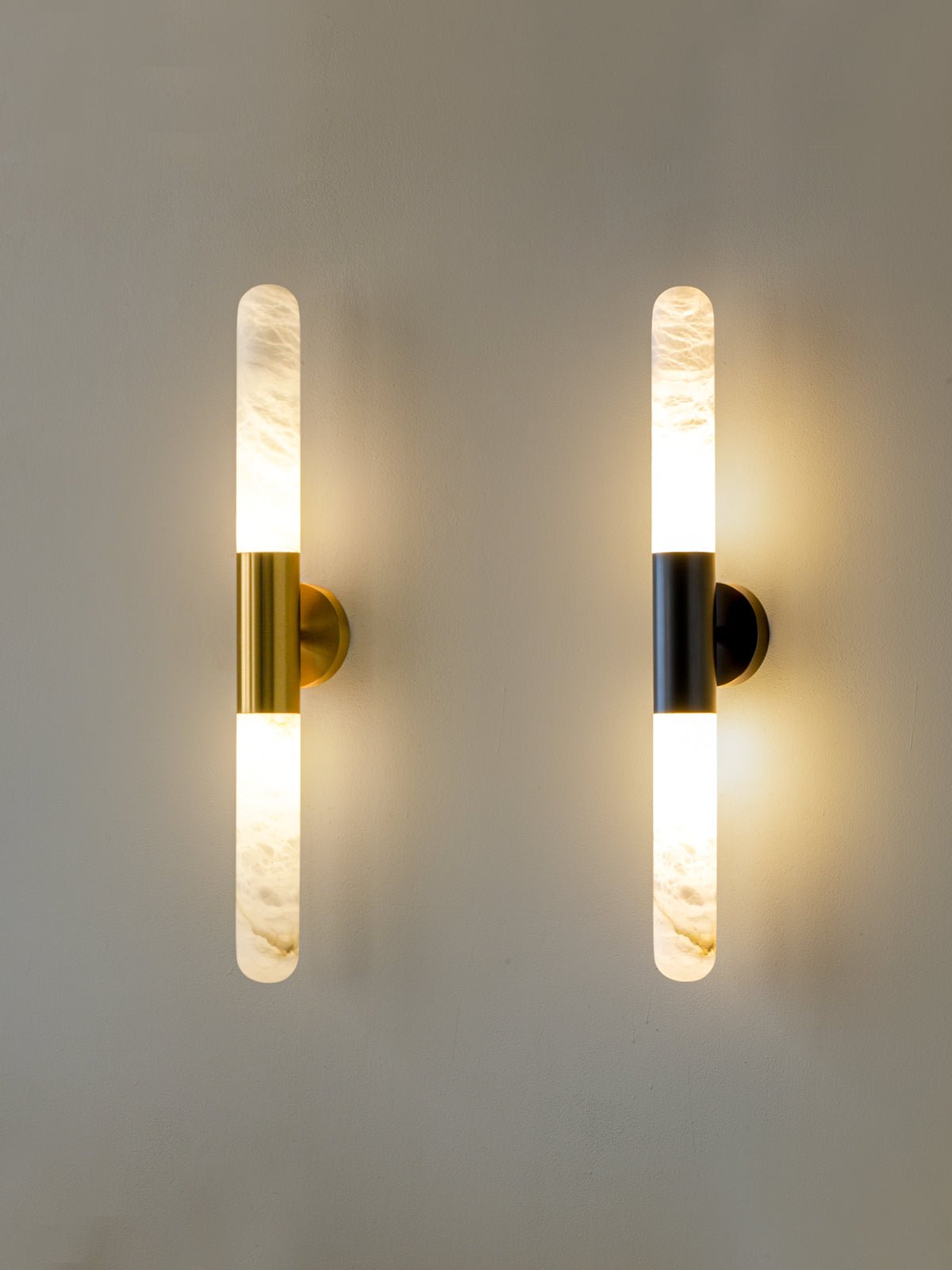 Cavoya Natural Alabaster Wall Sconce with Dual-Ended LED Glow