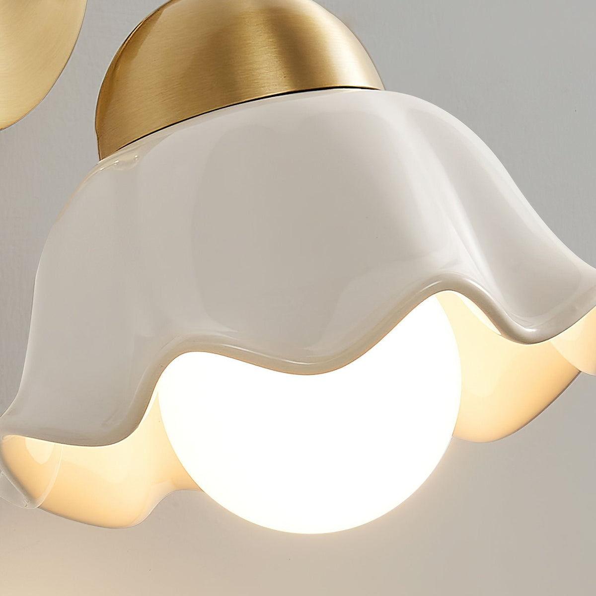 Ceramic Flower Wall Lamp