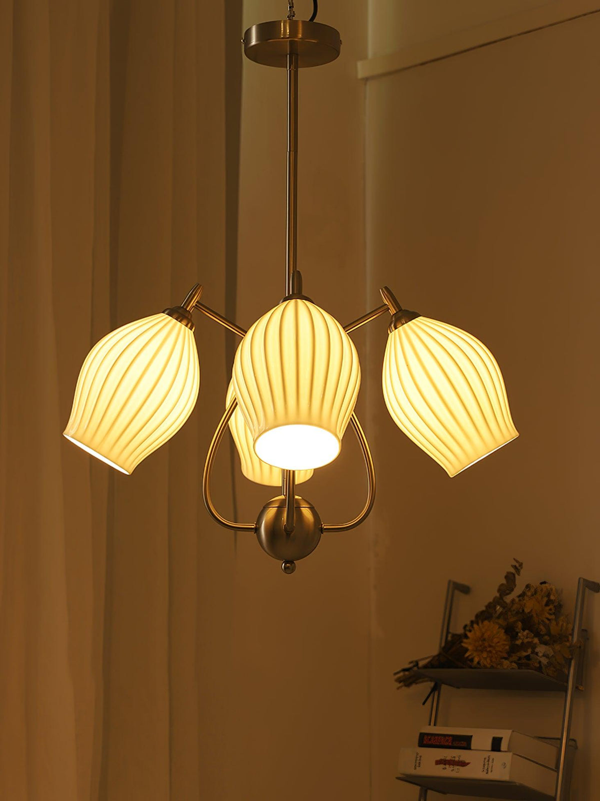 ceramic-ribbed-chandelier