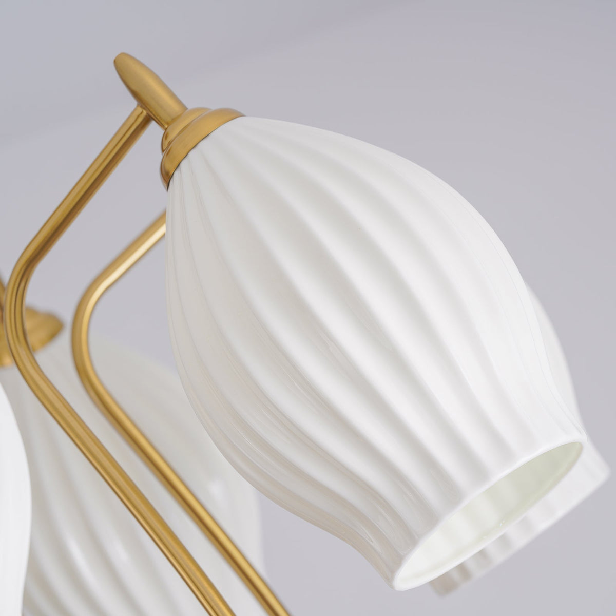 Ceramic_Ribbed_Chandelier