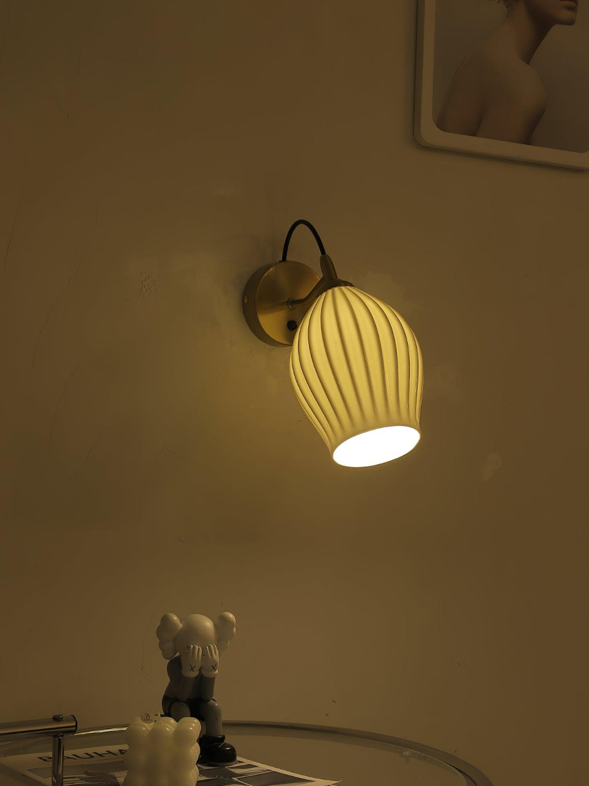 ceramic-ribbed-wall-light