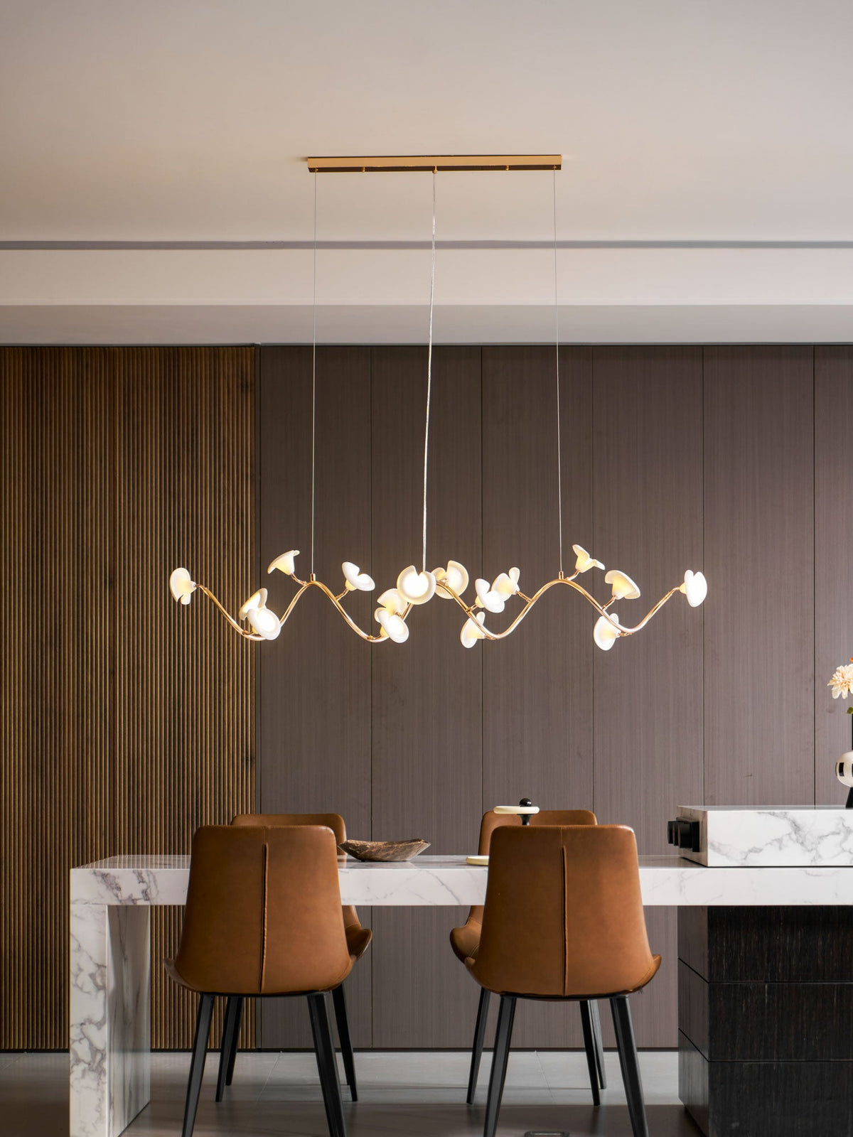 Cerisium Blossom Chandelier – Sculptural Ceramic & Iron Pendant Light