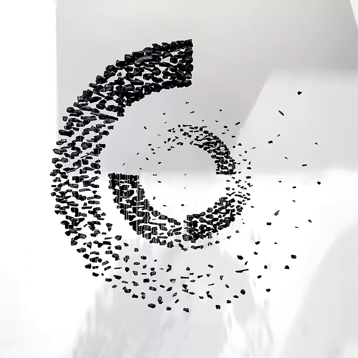 Charcoal Cascade Pixel Chandelier – Modern Stone LED Pendant for Living and Dining Spaces