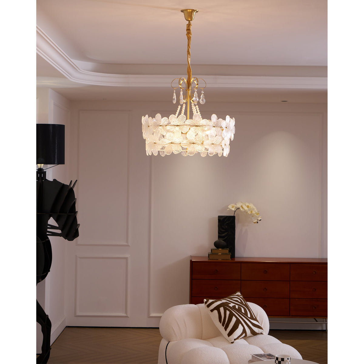 charlotte-chandelier