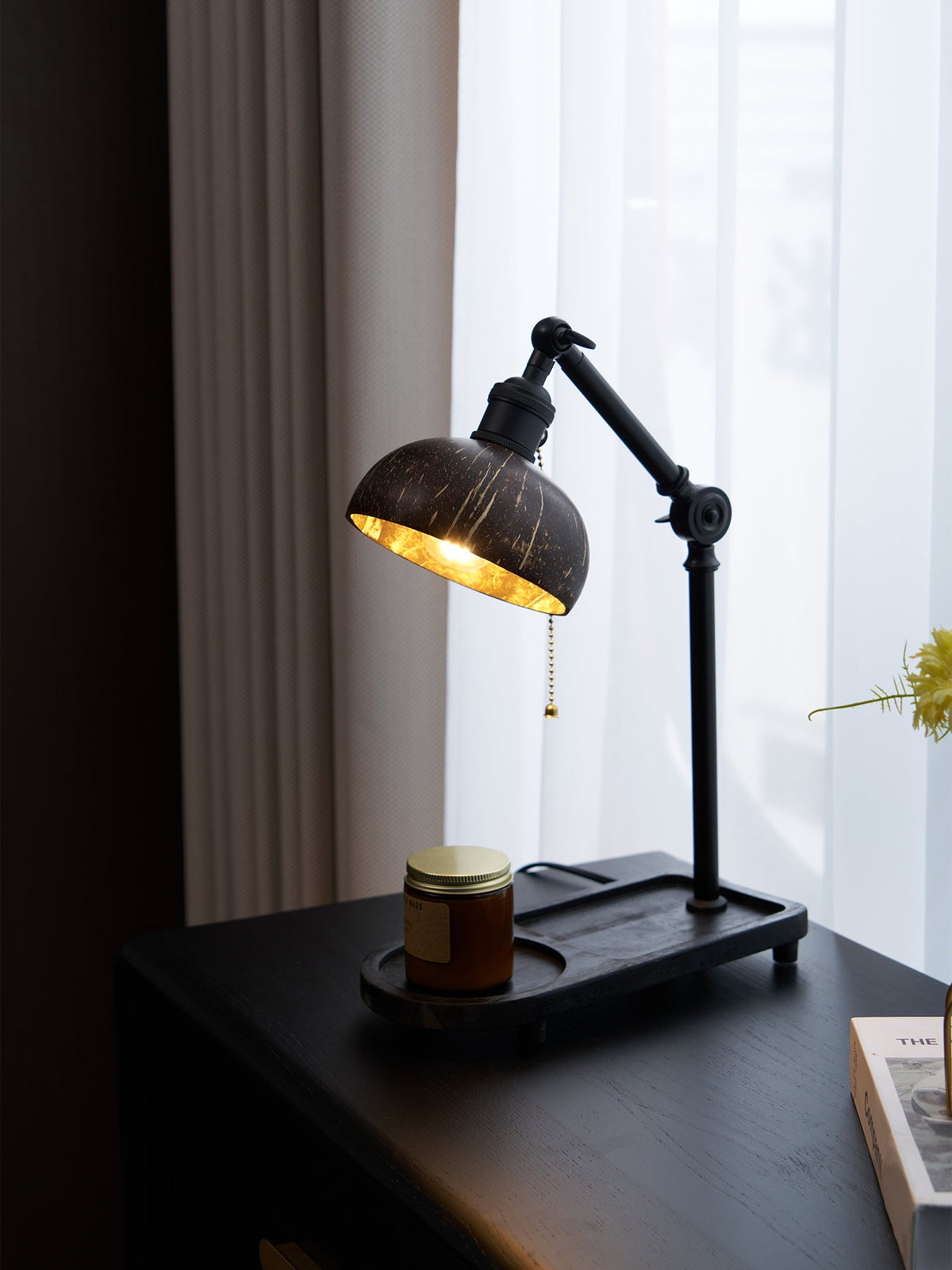 christian-dell-table-lamp