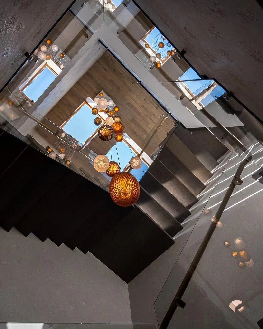 Chromatic Gem Drop Chandelier – Modern Glass Pendant Light for Dining Room and Living Room