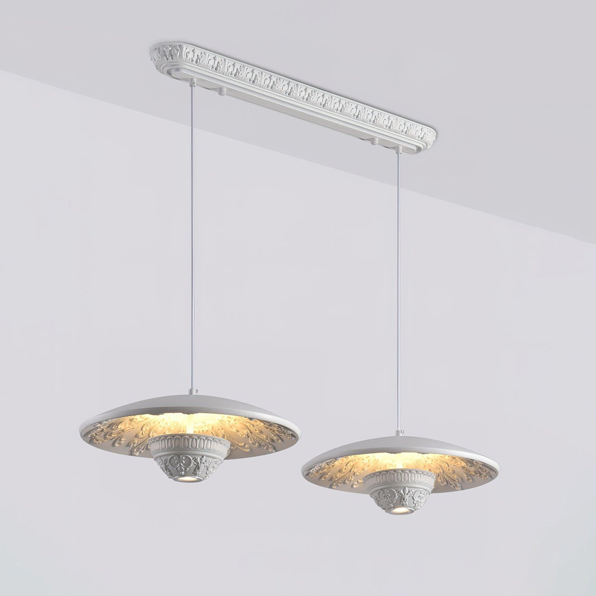 classic-flying-saucer-pendant-lamp