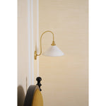 clivedon-wall-lamp