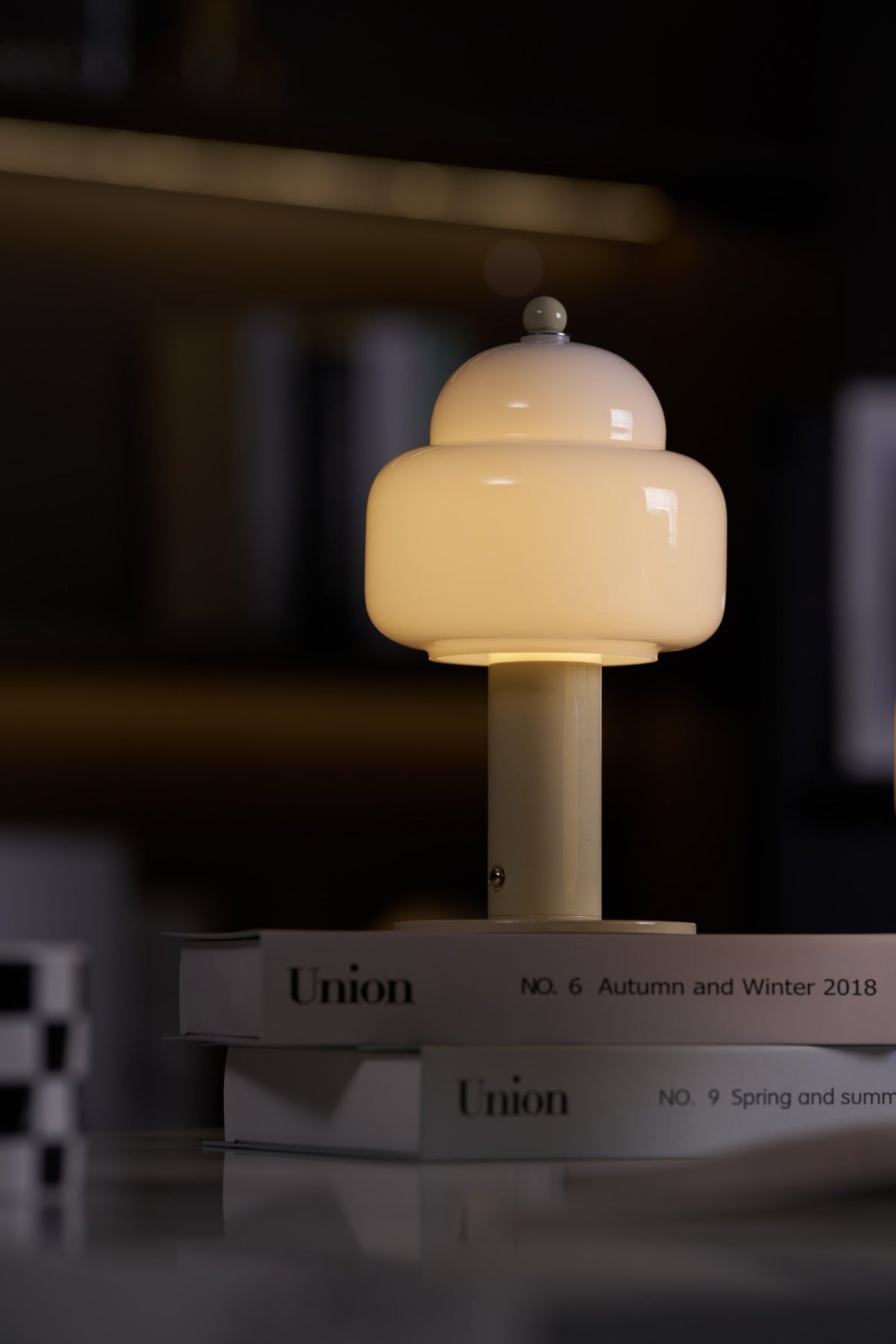 Cloud Dome Table Lamp – Sculptural LED Nightstand Light in Glass & Metal