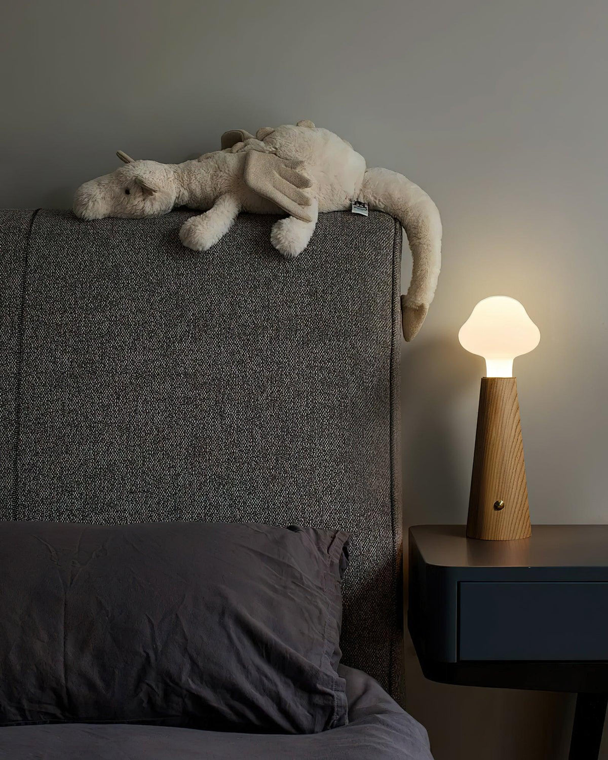 cloudlet-table-lamp