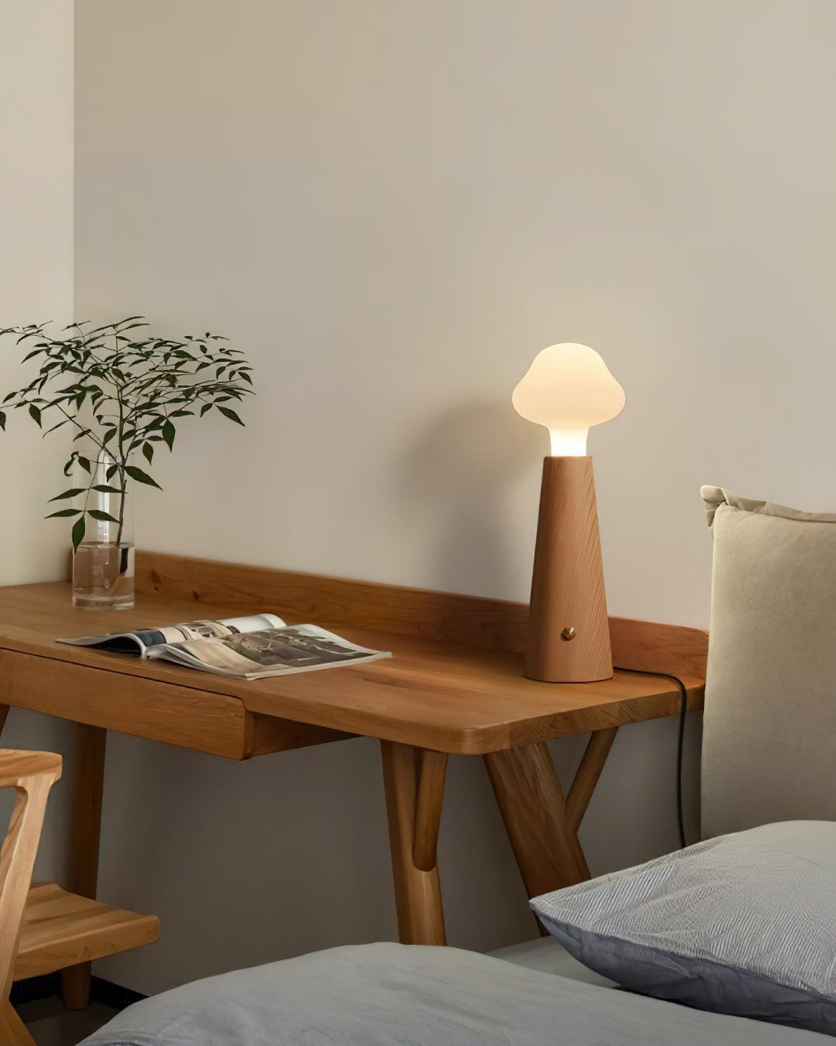 cloudlet-table-lamp
