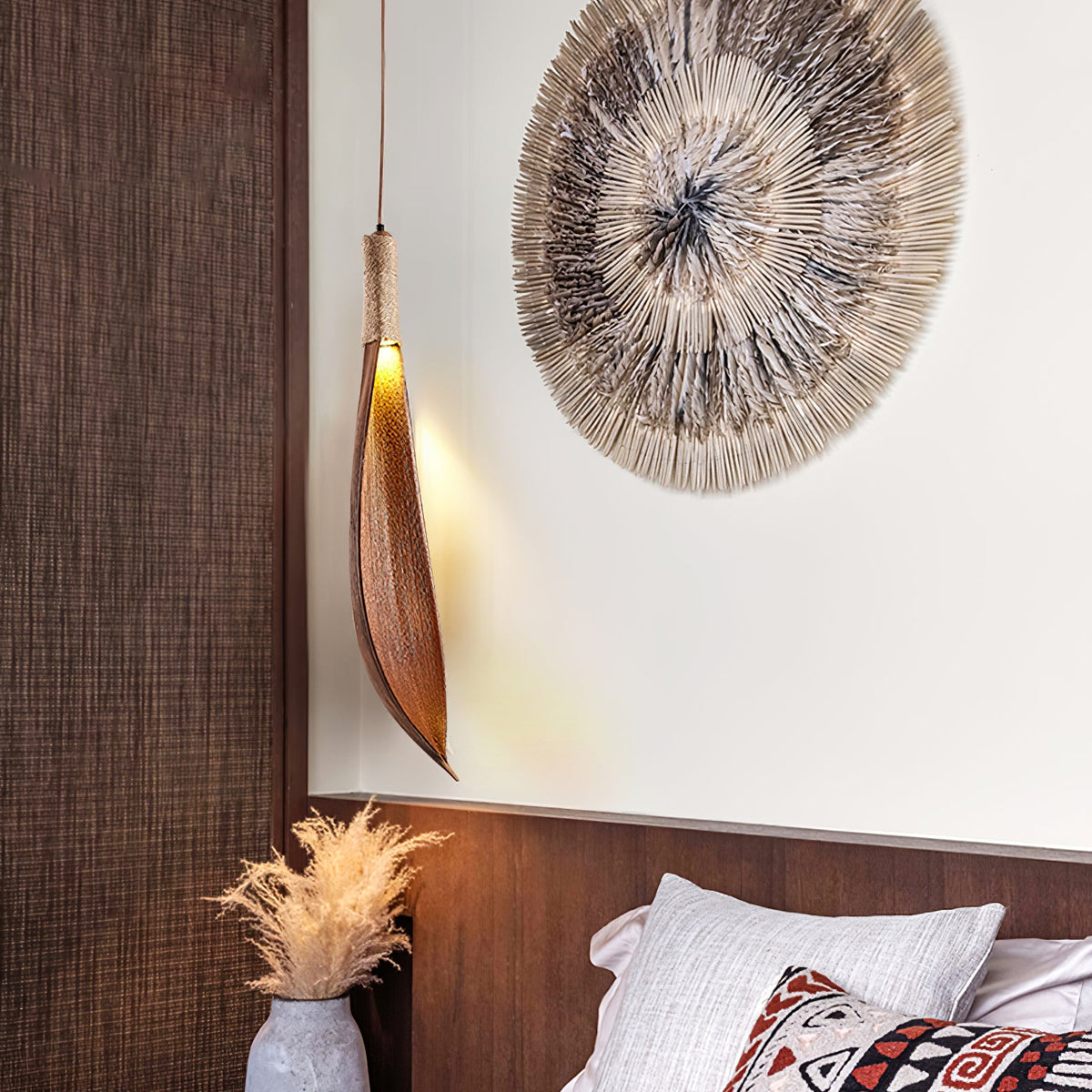 Cocoa Leaf Pendant Light – Natural Organic Hanging Lamp for Boho Interiors