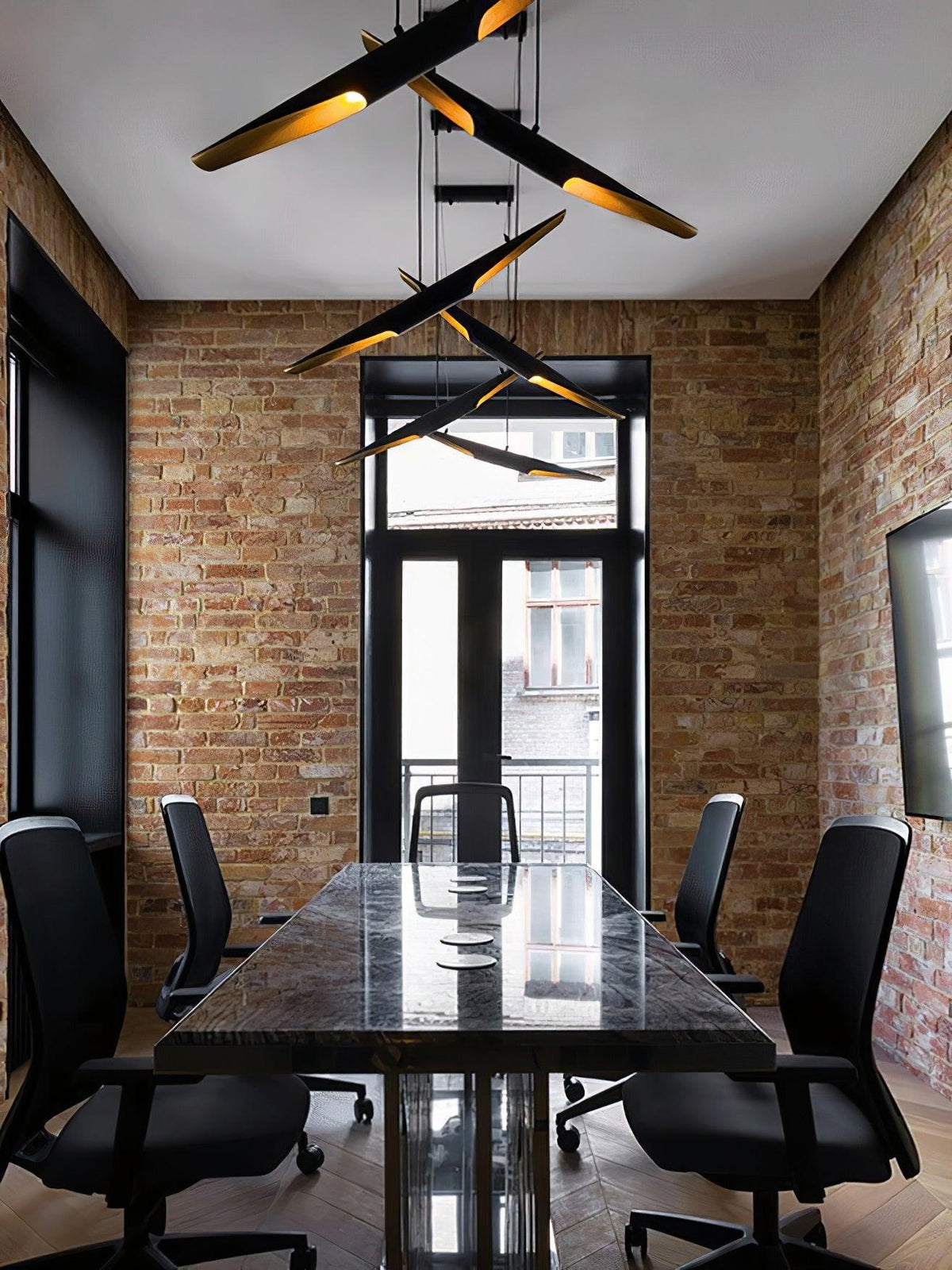 coltrane-pipe-pendant-light