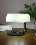 comete-table-lamp