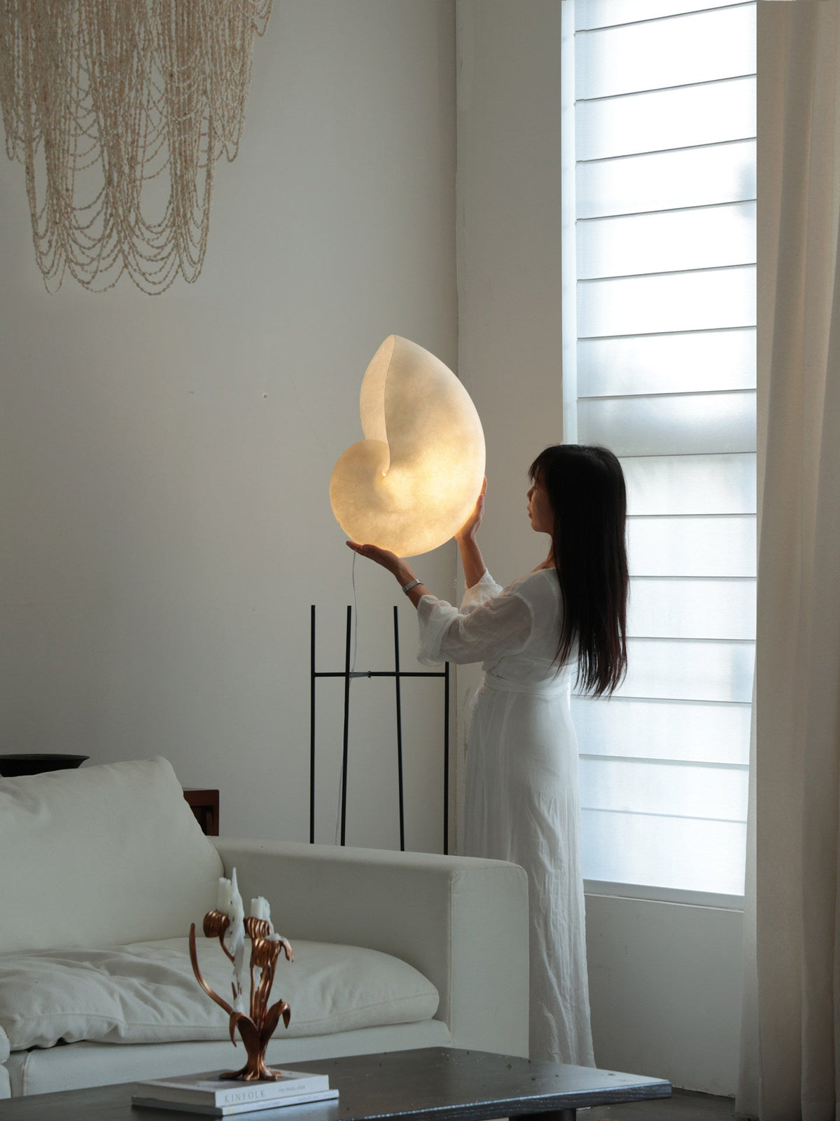Conch Bloom Sculptural Resin Table Lamp with Nautilus Shell Design