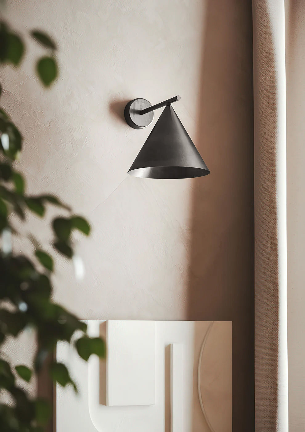 cone-wall-lamp